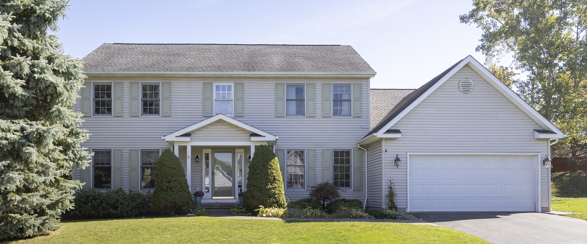 103 Burbank Drive, Orchard Park, NY 14127